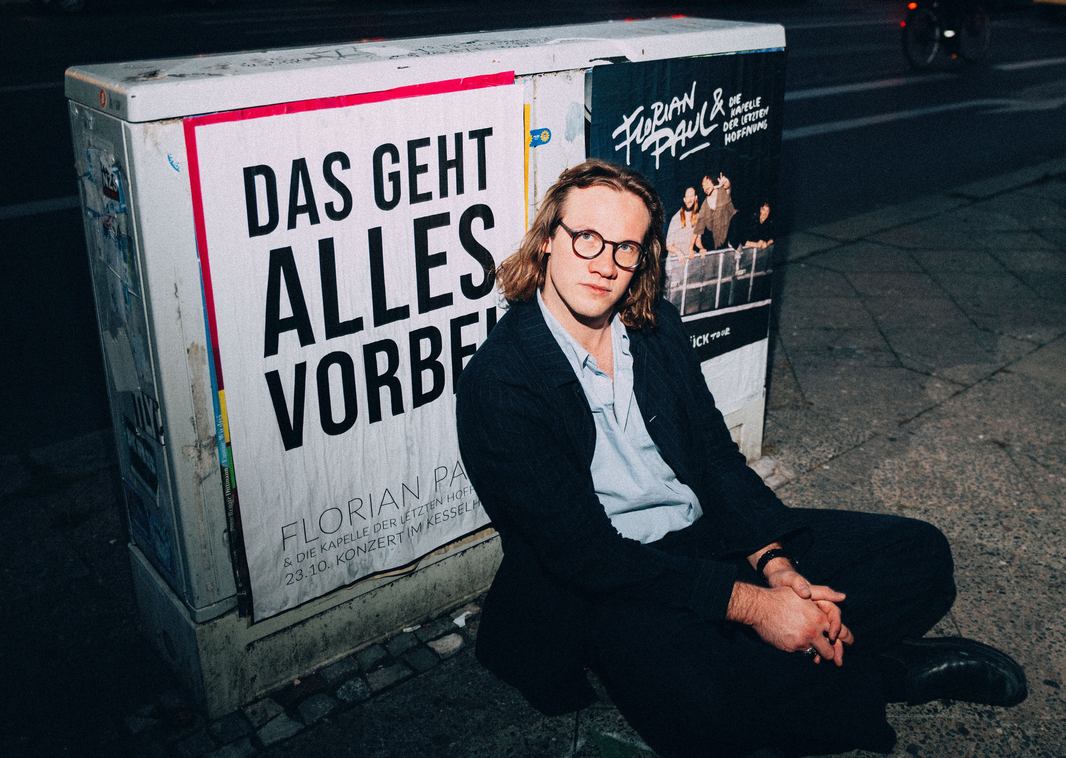Florian Paul & die Kapelle der letzten Hoffnung – Irgendwo dort hinterm Horizont, unter dem Wüstenmond, da werd ich dich finden